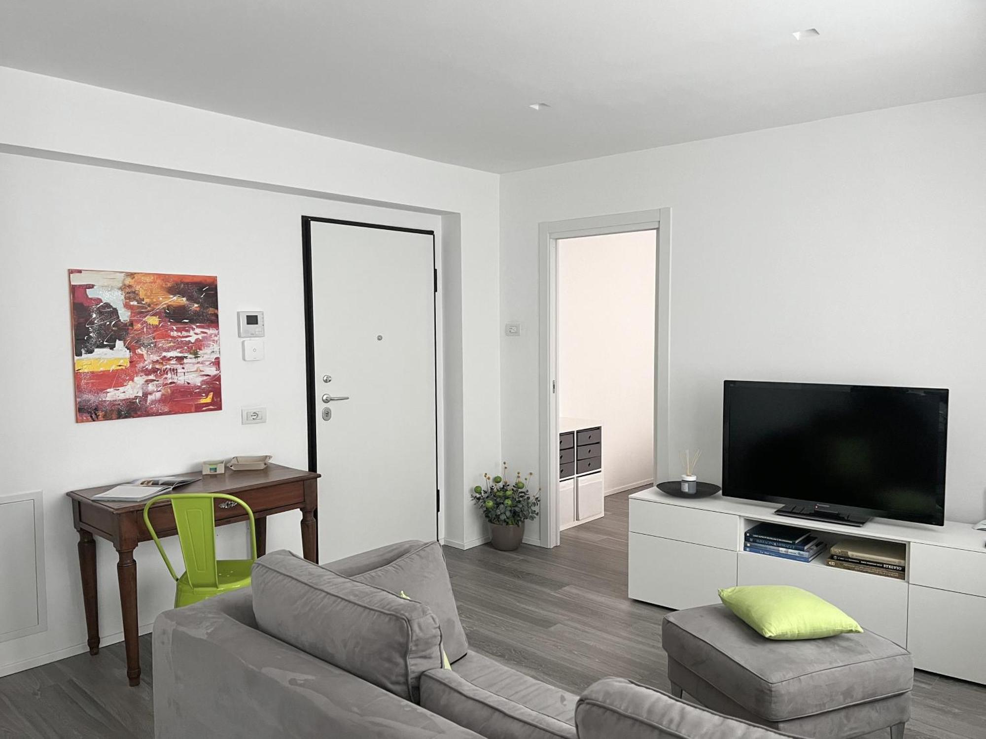 03Miglia Centro Storico Tirano Apartment Екстериор снимка